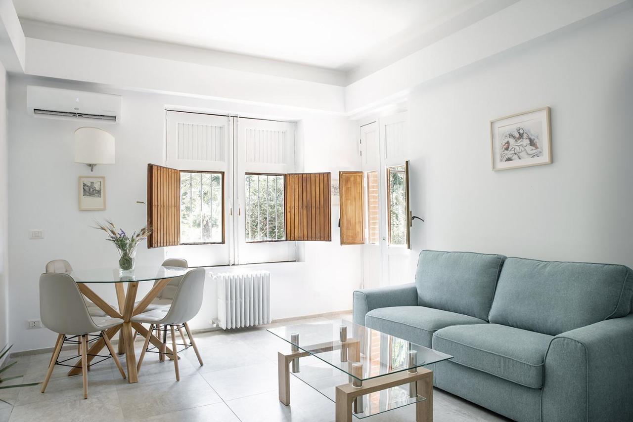 Euphorbia Apartments By Wonderful Italy Catánia Buitenkant foto