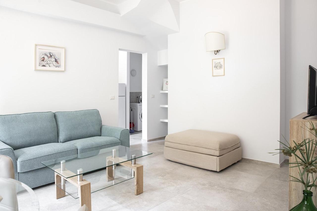 Euphorbia Apartments By Wonderful Italy Catánia Buitenkant foto