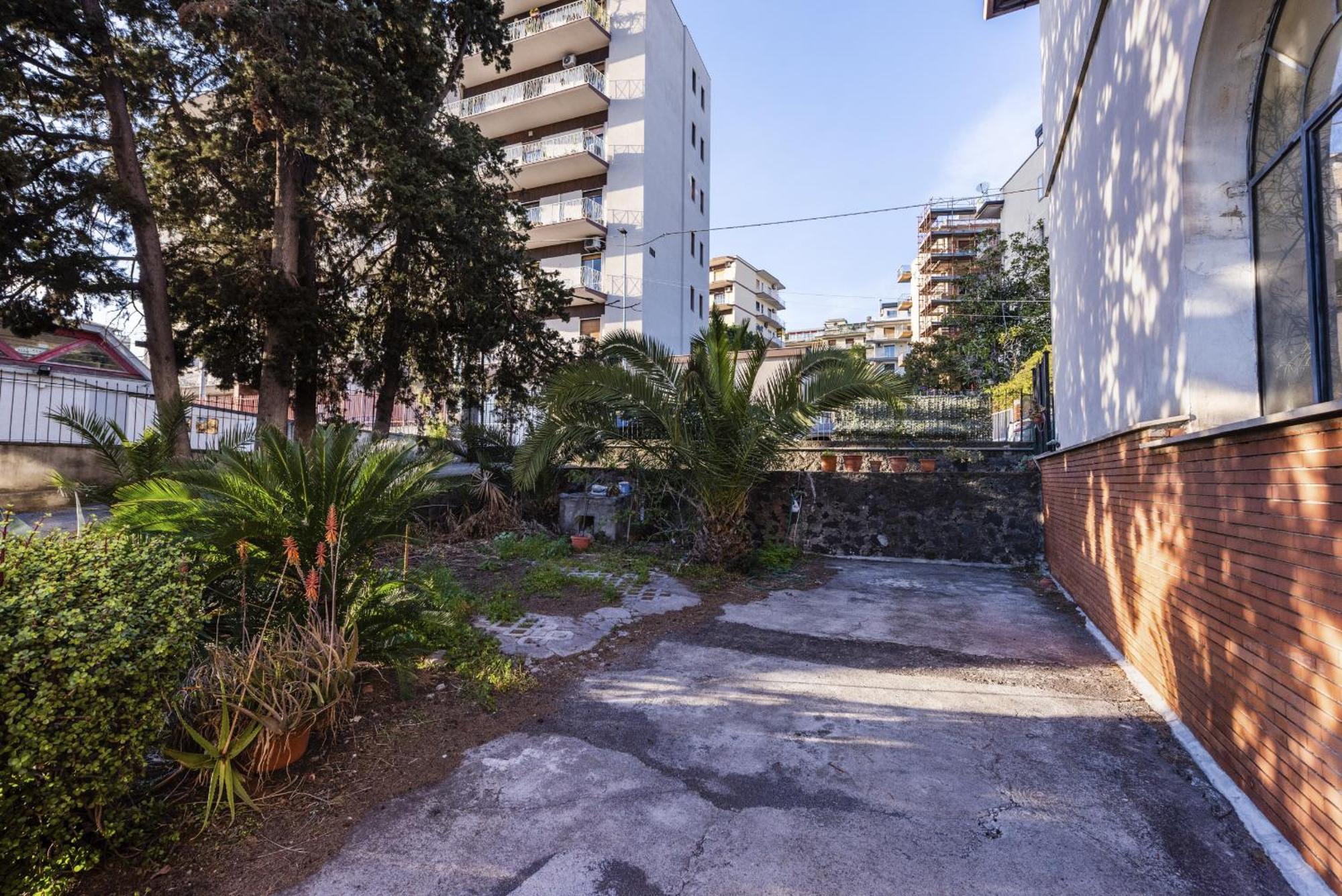 Euphorbia Apartments By Wonderful Italy Catánia Buitenkant foto